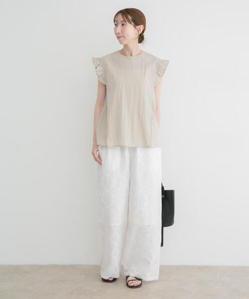 ITEMS URBANRESEARCH(アイテムズ アーバンリサーチ)の「フリルスリーブブラウス(シャツ/ブラウス・レディース・ホワイト/ブラック/ライトベージュ・FREE)」の18枚目の写真