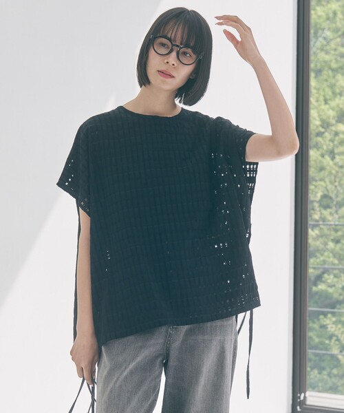 UNFILO(アンフィーロ)の「シアー レイヤード Tシャツ(Tシャツ/カットソー・レディース・スカイブルー系/ホワイト系/ダークブラウン系/ブラック系1・SMALL/MEDIUM)」の7枚目の写真