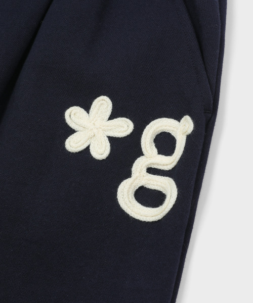 GRUNDEN(グルンデン)の「HAND WORK SWEATSHORTS (INK NAVY)(その他パンツ・レディース・その他・1/2)」の2枚目の写真