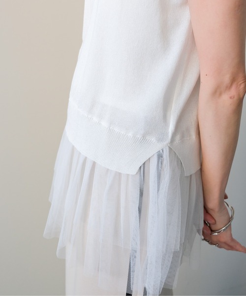 DOLLUPOOPS(ドールアップウップス)の「Tulle Frill Docking Ribbed Knit Top(チュールフリルドッキングトップス)(ニット/セーター・レディース・オフホワイト/ブラック・FREE)」の6枚目の写真