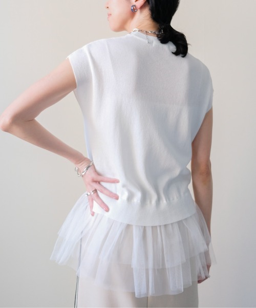 DOLLUPOOPS(ドールアップウップス)の「Tulle Frill Docking Ribbed Knit Top(チュールフリルドッキングトップス)(ニット/セーター・レディース・オフホワイト/ブラック・FREE)」の5枚目の写真