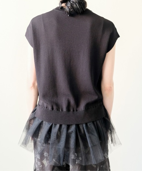 DOLLUPOOPS(ドールアップウップス)の「Tulle Frill Docking Ribbed Knit Top(チュールフリルドッキングトップス)(ニット/セーター・レディース・オフホワイト/ブラック・FREE)」の18枚目の写真