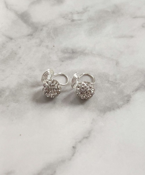 yu-ka(ユーカ)の「YU-KA:ボールイヤリング Ball earrings(イヤリング・レディース・シルバー・FREE)」の1枚目の写真