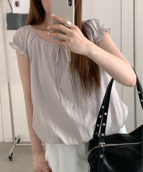 Chiina（チーナ）の「【Chiina】フリルスリーブフェミニントップス（Tシャツ/カットソー・レディース・ホワイト/グレー/ピンク・FREE）」の2枚目の写真