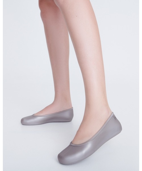 melissa（メリッサ）の「MELISSA SOFT BALLERINA ESSENTIAL AD（バレエシューズ・レディース・ブラック/グレー/ベビーピンク・37/38/39/35-36）」の9枚目の写真