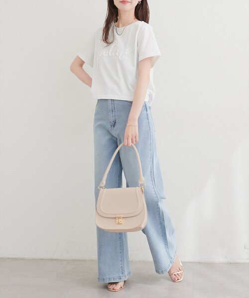 natural couture(ナチュラルクチュール)の「リボンテープ刺繍ロゴT(Tシャツ/カットソー・レディース・オフホワイト/サックスブルー/チャコールグレー・FREE)」の12枚目の写真