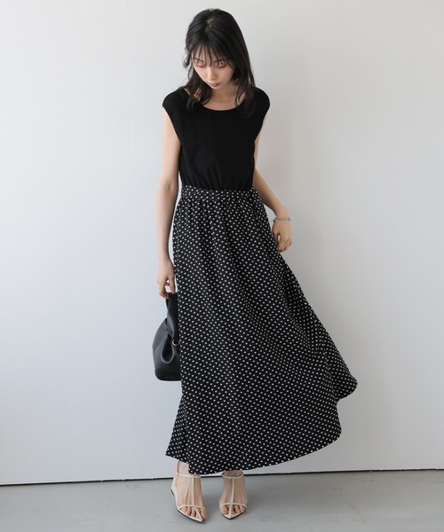AMELY(エミリー)の「ドット柄ロングワンピース(ワンピース・レディース・ホワイト×ホワイト/ブラック×ホワイト/ブラック×ブラック/ホワイト×ブラック・フリー)」の14枚目の写真