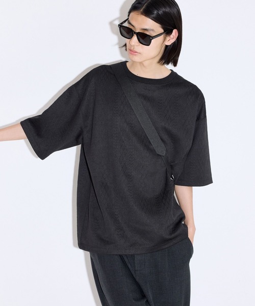 LAKOLE(ラコレ)の「ケーブルジャガードカットソー / 869676(Tシャツ/カットソー・メンズ・ブラック/ホワイト/イエロー・MEDIUM/LARGE)」の2枚目の写真