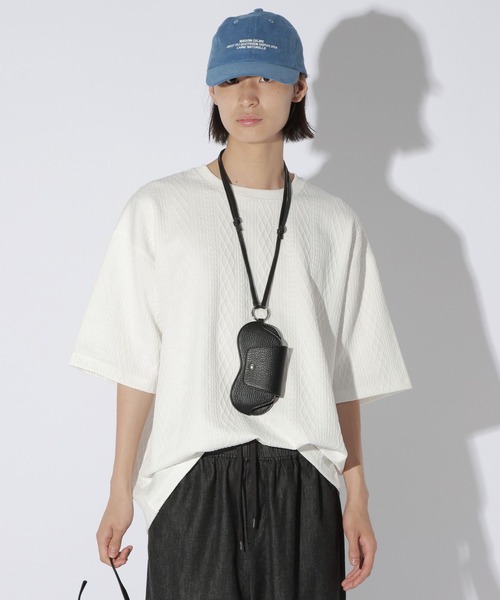 LAKOLE(ラコレ)の「ケーブルジャガードカットソー / 869676(Tシャツ/カットソー・メンズ・ブラック/ホワイト/イエロー・MEDIUM/LARGE)」の6枚目の写真