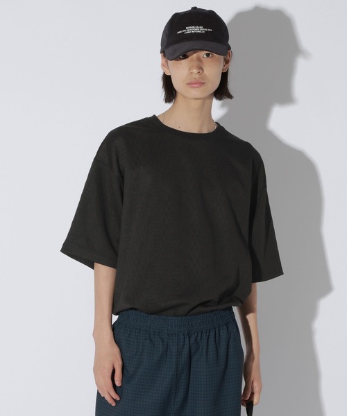 LAKOLE(ラコレ)の「ケーブルジャガードカットソー / 869676(Tシャツ/カットソー・メンズ・ブラック/ホワイト/イエロー・MEDIUM/LARGE)」の11枚目の写真