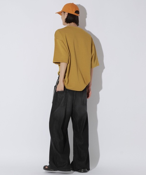 LAKOLE(ラコレ)の「ケーブルジャガードカットソー / 869676(Tシャツ/カットソー・メンズ・ブラック/ホワイト/イエロー・MEDIUM/LARGE)」の13枚目の写真