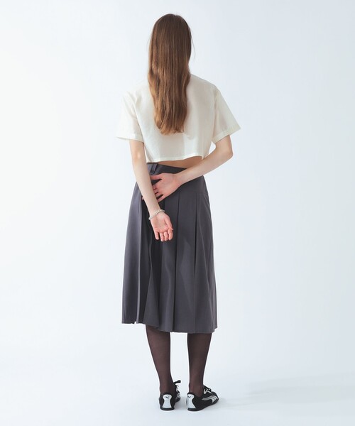Ray BEAMS(レイビームス)の「ビーズ 刺繍 クロップド シャツ(シャツ/ブラウス・レディース・ホワイト系その他6/チャコールグレー・ONE SIZE)」の5枚目の写真