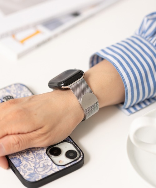 emonique(エモニーク)の「ステンレス製 アップルウォッチバンド Apple Watch バンド【38mm/40mm/41mm 対応】(デジタル腕時計・メンズ・ピンクゴールド/ダークグレー/ブラック/シルバー/ゴールド・38)」の3枚目の写真