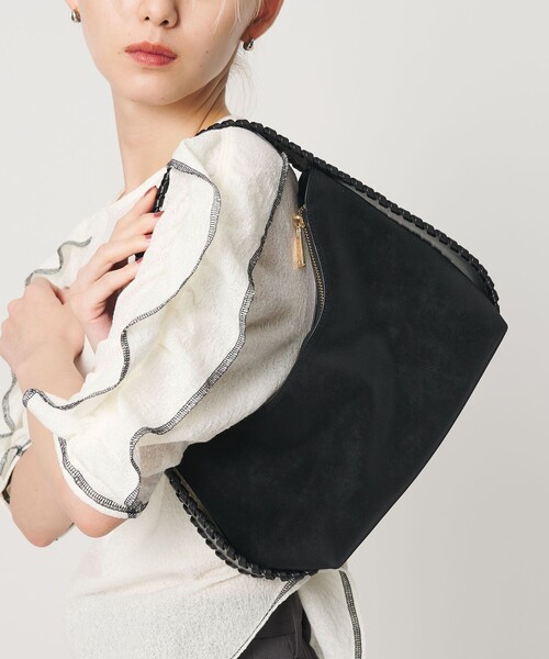 BEAUTY&YOUTH UNITED ARROWS(ビューティーアンドユースユナイテッドアローズ)の「レザーライク カガリ ワンショルダーバッグ(ショルダーバッグ・レディース・ブラック/モカ・FREE)」の1枚目の写真