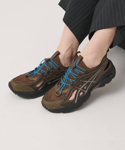 ASICS(アシックス)の「<asics>GT-2160 BREEZE スニーカー(スニーカー・レディース・ライトグレー/ブラウン系・24.5cm/25.5cm/23.5cm)」の1枚目の写真