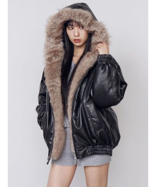 EMODA(エモダ)の「フェイクファーフードブルゾン(ブルゾン・レディース・ブラック/ベージュ/ブラウン/グレー・SMALL/MEDIUM)」の11枚目の写真