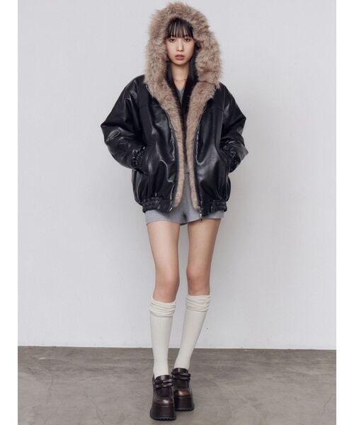 EMODA(エモダ)の「フェイクファーフードブルゾン(ブルゾン・レディース・ブラック/ベージュ/ブラウン/グレー・SMALL/MEDIUM)」の16枚目の写真