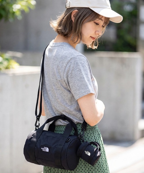 THE NORTH FACE(ザノースフェイス)の「【THE NORTH FACE/ザノースフェイス】BREEZE ROLL CROSS BAG / ブリーズ ロール クロスボディ ショルダーバッグ(ショルダーバッグ・レディース・ブラック・FREE)」の16枚目の写真