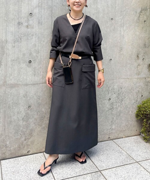 Rie Miller(リエミラー)の「《セットアップ対応/撥水》サイドポケットAラインロングスカート(スカート・レディース・キャメル/チャコールグレー・38/36)」の12枚目の写真