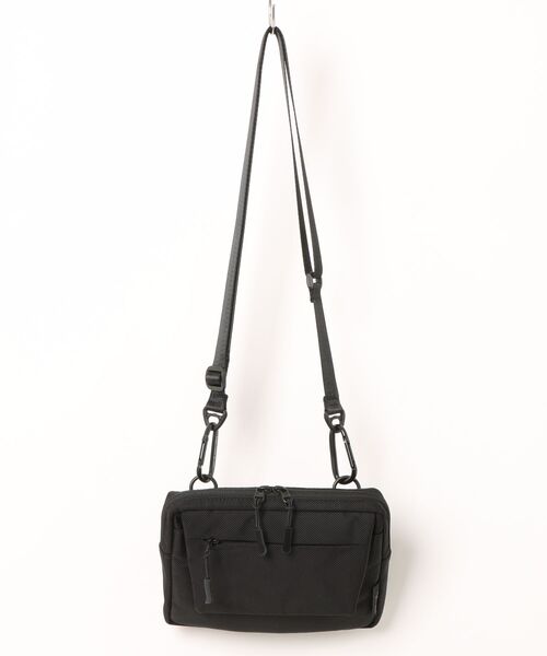 NoiR/ノアール(ノアール)の「撥水加工ナイロン 2WAY ポーチ ミニショルダーバッグ N24002 Switch shoulder(ショルダーバッグ・メンズ・ブラック/ブラック系その他・FREE)」の2枚目の写真