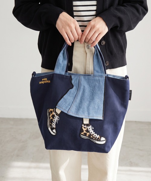 mis zapatos(ミス サパト)の「mis zapatos ロングスカート2WAYミニショルダー(ショルダーバッグ・レディース・ブラック/ナチュラル/ネイビー/ピンク/カーキ・FREE)」の4枚目の写真