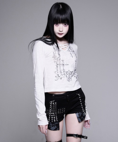 REFLEM（レフレム）の「『REFLEM/レフレム』クロスストラップVネックL/S Tee/ロングスリーブカットソー（Tシャツ/カットソー・レディース・ホワイト/ブラック・M/L）」の8枚目の写真