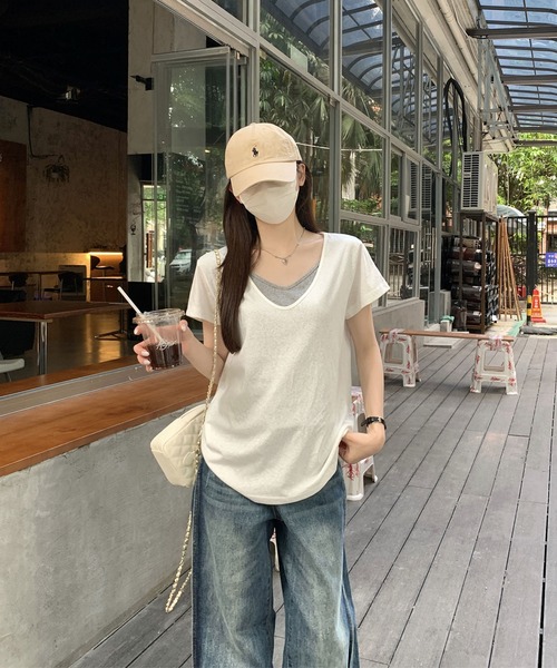 Girly Doll（ガーリードール）の「フェイクツーピースラウンドVネックTシャツ（Tシャツ/カットソー・レディース・ホワイト/グレー・FREE）」の4枚目の写真