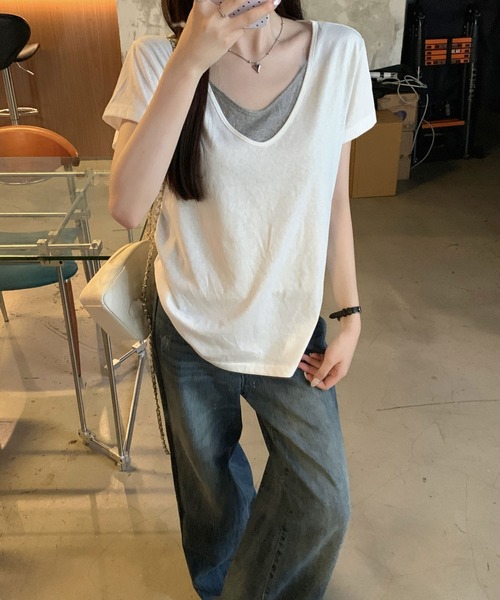 Girly Doll（ガーリードール）の「フェイクツーピースラウンドVネックTシャツ（Tシャツ/カットソー・レディース・ホワイト/グレー・FREE）」の14枚目の写真