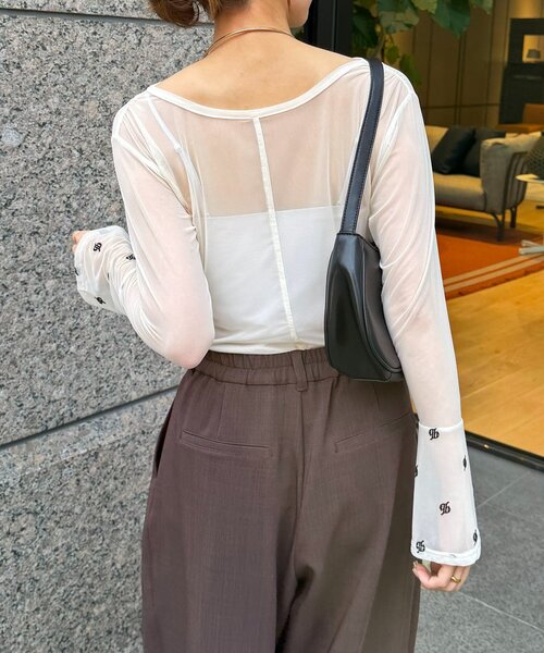 Thevon（ゼボン）の「袖フレアロゴシアープルオーバー（Tシャツ/カットソー・レディース・ブラック/アイボリー・FREE）」の21枚目の写真