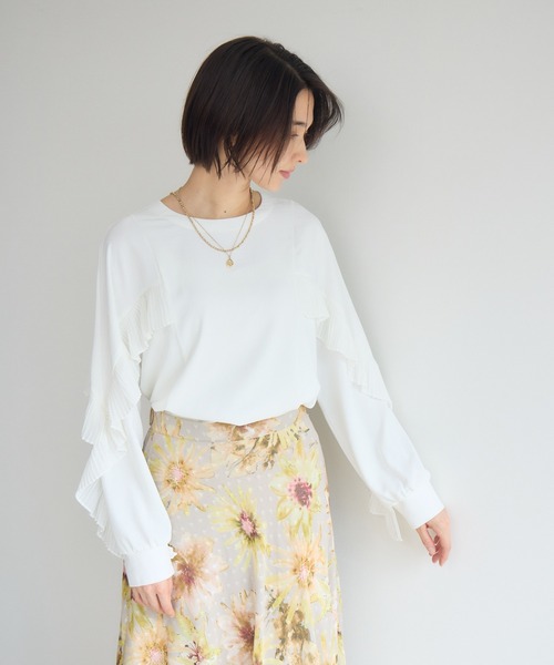 KATHARINE ROSS(キャサリンロス)の「プリーツフリルブラウス(シャツ/ブラウス・レディース・オフホワイト/ブラック・FREE)」の5枚目の写真