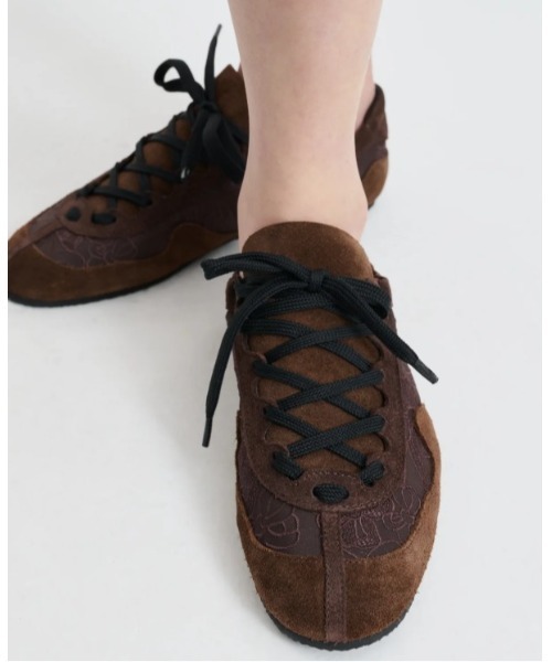 CECILIE BAHNSEN（セシリー バンセン）の「SOFT COLLAPSABLE SNEAKER（スニーカー・レディース・ブラウン・38/37/36/39）」の2枚目の写真