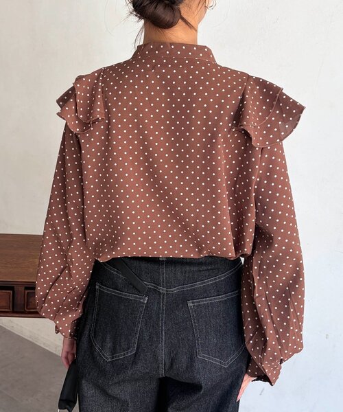 Chez toi(シェトワ)の「ラッフルドットブラウス(シャツ/ブラウス・レディース・ベージュ/ブラック・FREE)」の19枚目の写真