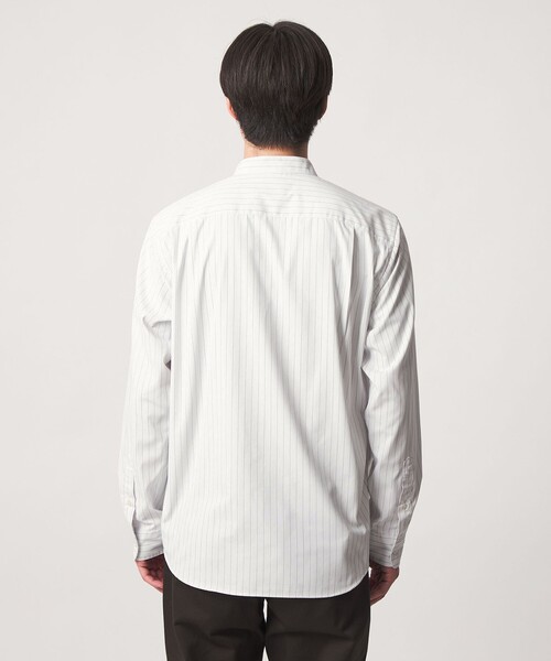 green label relaxing(グリーンレーベルリラクシング)の「MULTI FUNCTION ピンオックス バンドカラー 長袖シャツ -UVカット・吸水速乾・遮熱-(シャツ/ブラウス・メンズ・ベージュ/ホワイト/ライトグレー/ライトブルー・M/L/XL/S)」の11枚目の写真
