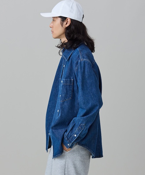 LACOSTE(ラコステ)の「パール調スナップボタン デニムシャツ(シャツ/ブラウス・メンズ・ブルー/ダークネイビー・38/40/39/41)」の7枚目の写真