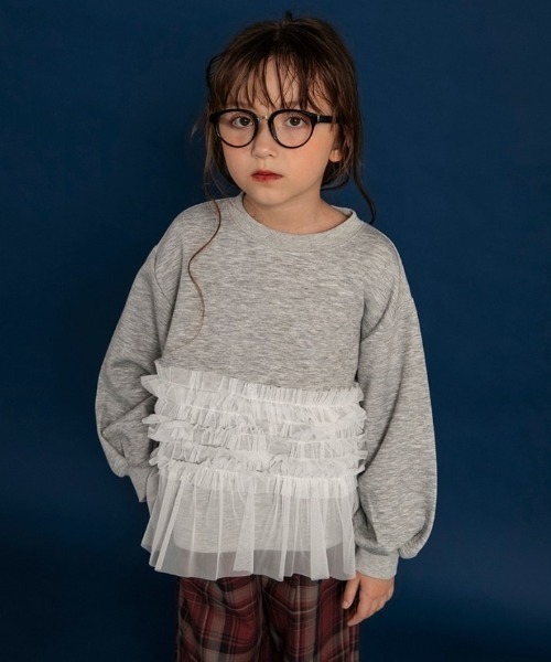 BRANSHES(ブランシェス)の「【WEB限定】裾チュールトレーナー(スウェット・キッズ・ブラック/杢グレー・110/150/140/100/130/120)」の4枚目の写真