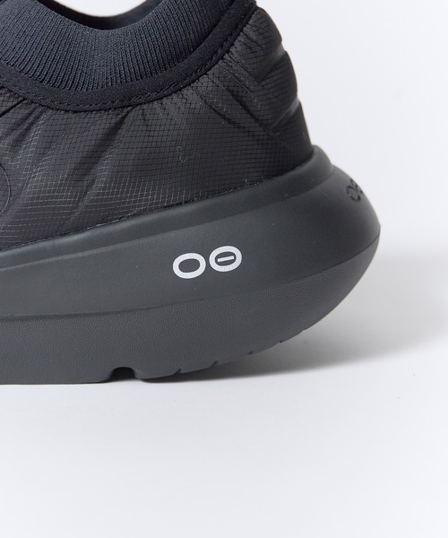 OOFOS(ウーフォス)の「OOFOS/ウーフォス Men's OOmy Thermo Zen ウーマイ サーモ ゼン リカバリーシューズ 軽量 スリッポン スニーカー メンズ 2026年 秋 秋服 冬 冬服(スリッポン・メンズ・ブラック・26cm/27cm/28cm)」の16枚目の写真