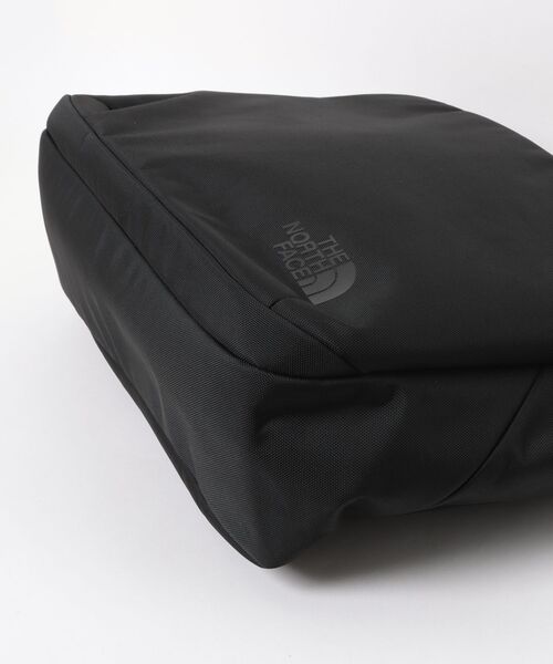 THE NORTH FACE（ザノースフェイス）の「【THE NORTH FACE/ザ ノースフェイス】Shuttle Tote（トートバッグ・メンズ・ブラック・FREE）」の3枚目の写真