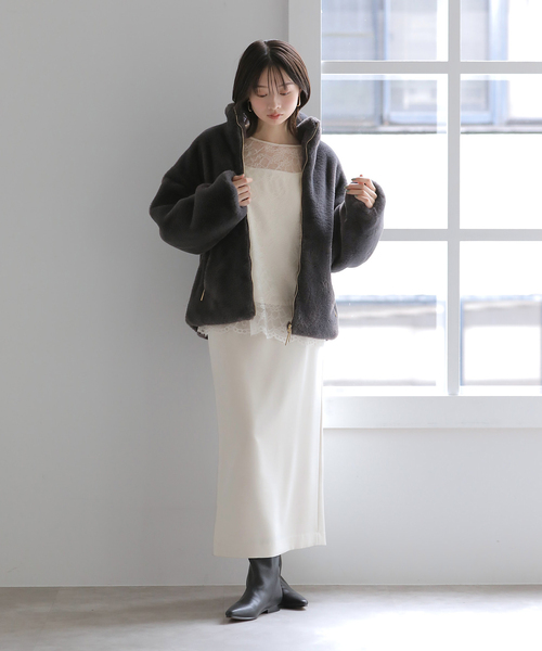 La TOTALITE(ラトータリテ)の「【洗える】サテンストレートスカート(スカート・レディース・チャコールグレー/ベージュ・38/36)」の11枚目の写真