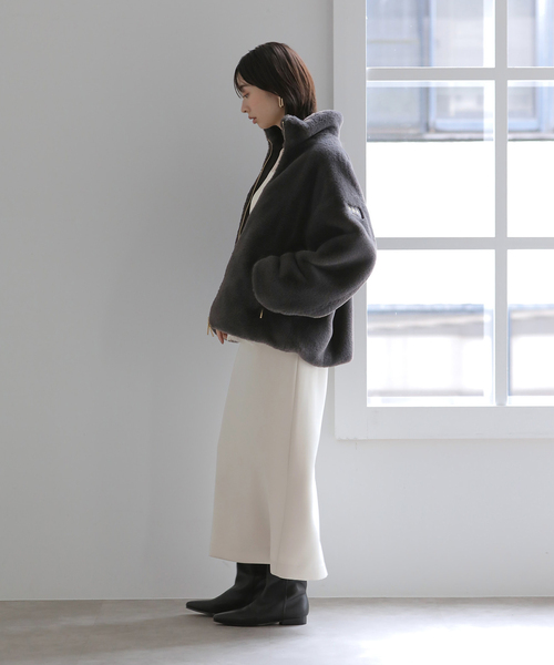 La TOTALITE(ラトータリテ)の「【洗える】サテンストレートスカート(スカート・レディース・チャコールグレー/ベージュ・38/36)」の12枚目の写真