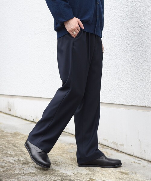 SHIPS any(シップス エニィ)の「〈撥水/手洗い可能〉CALNAVA(R) 2タック セミワイド テーパード イージーパンツ◆(スラックス・メンズ・ブラウン/チャコールグレー/ネイビー・MEDIUM/LARGE/SMALL/X-LARGE)」の20枚目の写真