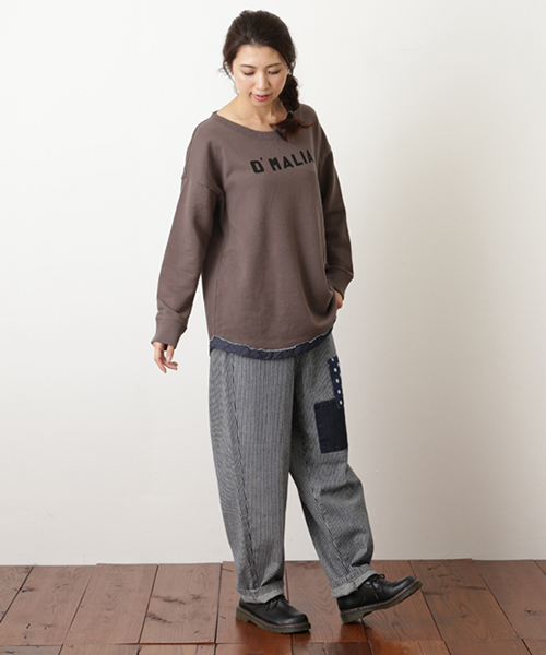 CUBE SUGAR（キューブシュガー）の「やわらか裏毛クルー（スウェット・レディース・ホワイト/カーキ/ブルー/チャコール・M）」の14枚目の写真