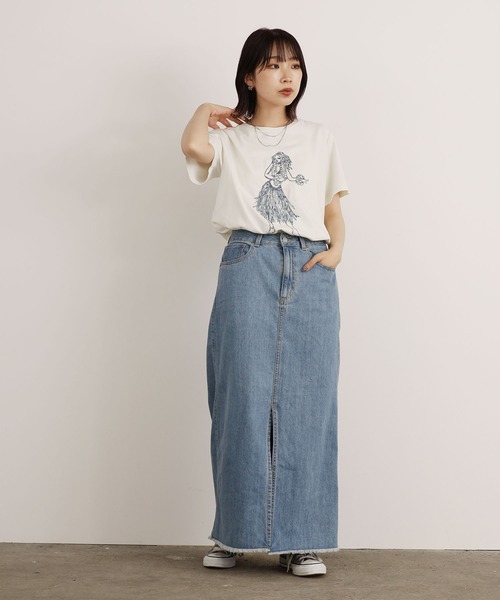 REMI RELIEF(レミレリーフ)の「REMI RELIEF/レミレリーフ スペシャル加工 プリント Tシャツ フラダンス 刺繍 半袖Tシャツ(Tシャツ/カットソー・メンズ・ホワイト・M/L/XL)」の5枚目の写真