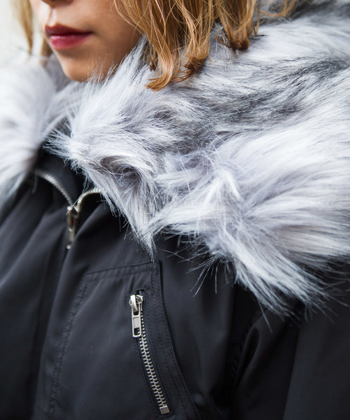 ROGER AND RAW（ロジャーアンドロウ）の「Roger&Raw / フードファー