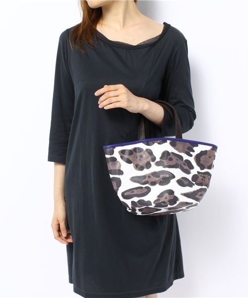 BEAUTY&YOUTH UNITED ARROWS(ビューティーアンドユースユナイテッドアローズ)の「BYSF レオパード×パイピング キンチャクトートバッグ ▽ ◆(トートバッグ・レディース・ピンク/ロイヤルブルー/シルバー/ゴールド/レッド/ケリー・フリー)」の7枚目の写真