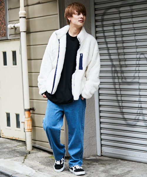 kutir(クティール)の「KANGOL ビックロングスリーブTシャツ(Tシャツ/カットソー・メンズ・ホワイト/ブラック・MEDIUM/LARGE)」の16枚目の写真