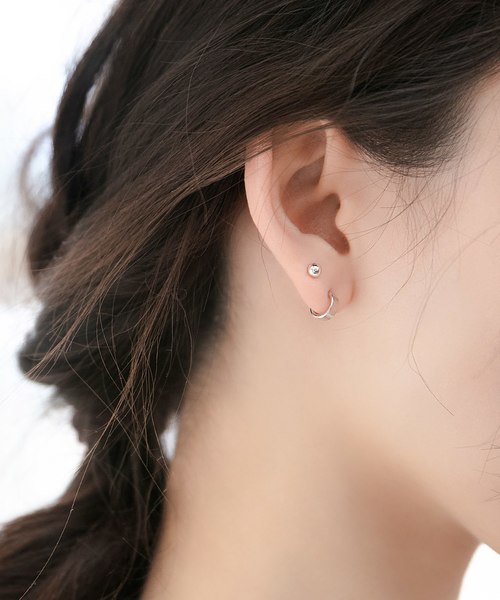 Phoebe(フィービィー)の「メタリックプチ4setピアス(ピアス(両耳用))」|シルバー
