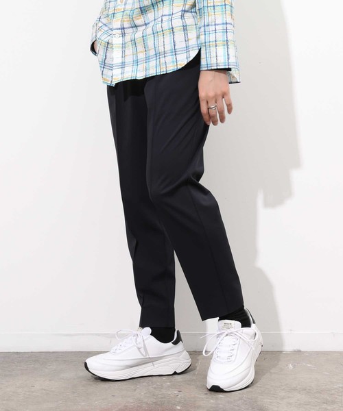 ADAM ET ROPE'（アダムエロペ）の「NORITAKE マットジャージ スリムパンツ（その他パンツ・メンズ・ブラック/ネイビー/カーキ・M/L）」の15枚目の写真