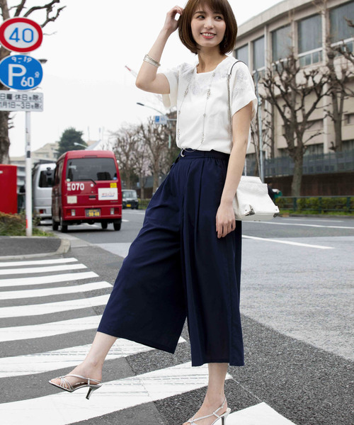 BELLUNA（ベルーナ）の「シャンブレー素材ワイドパンツ５１丈（その他パンツ・レディース・ネイビー/ピンク系その他/レッド系その他・SMALL/MEDIUM/LARGE/X-LARGE）」の5枚目の写真