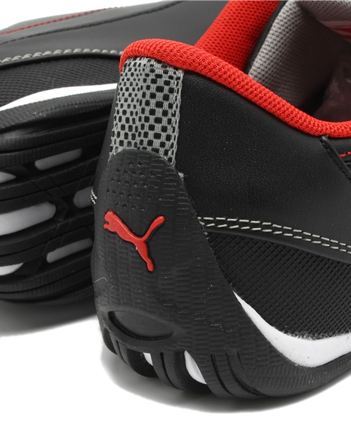 PUMA（プーマ）の「ドリフトキャット 5（スニーカー・メンズ・ブラック/ホワイト・25.5cm/24cm/24.5cm/30cm/28.5cm/27cm/29cm/26.5cm/28cm/31cm/26cm/27.5cm/25cm）」の6枚目の写真