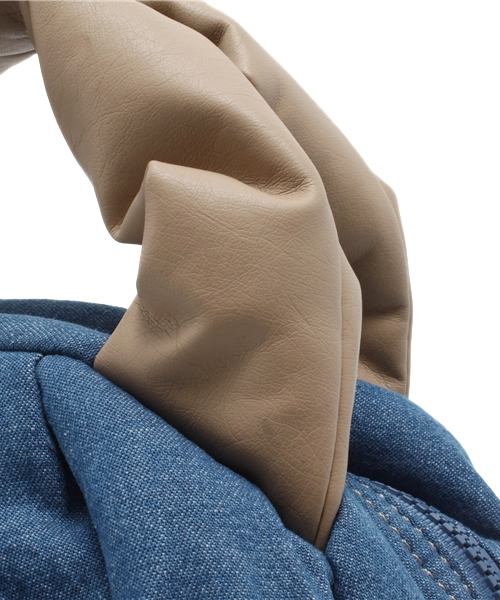 PLST（プラステ）の「2WAYデニムボストン型バッグ（ハンドバッグ・レディース・ブルー・FREE）」の5枚目の写真